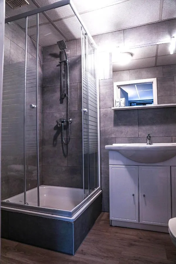 Hotel Montovani Brujas 2*,