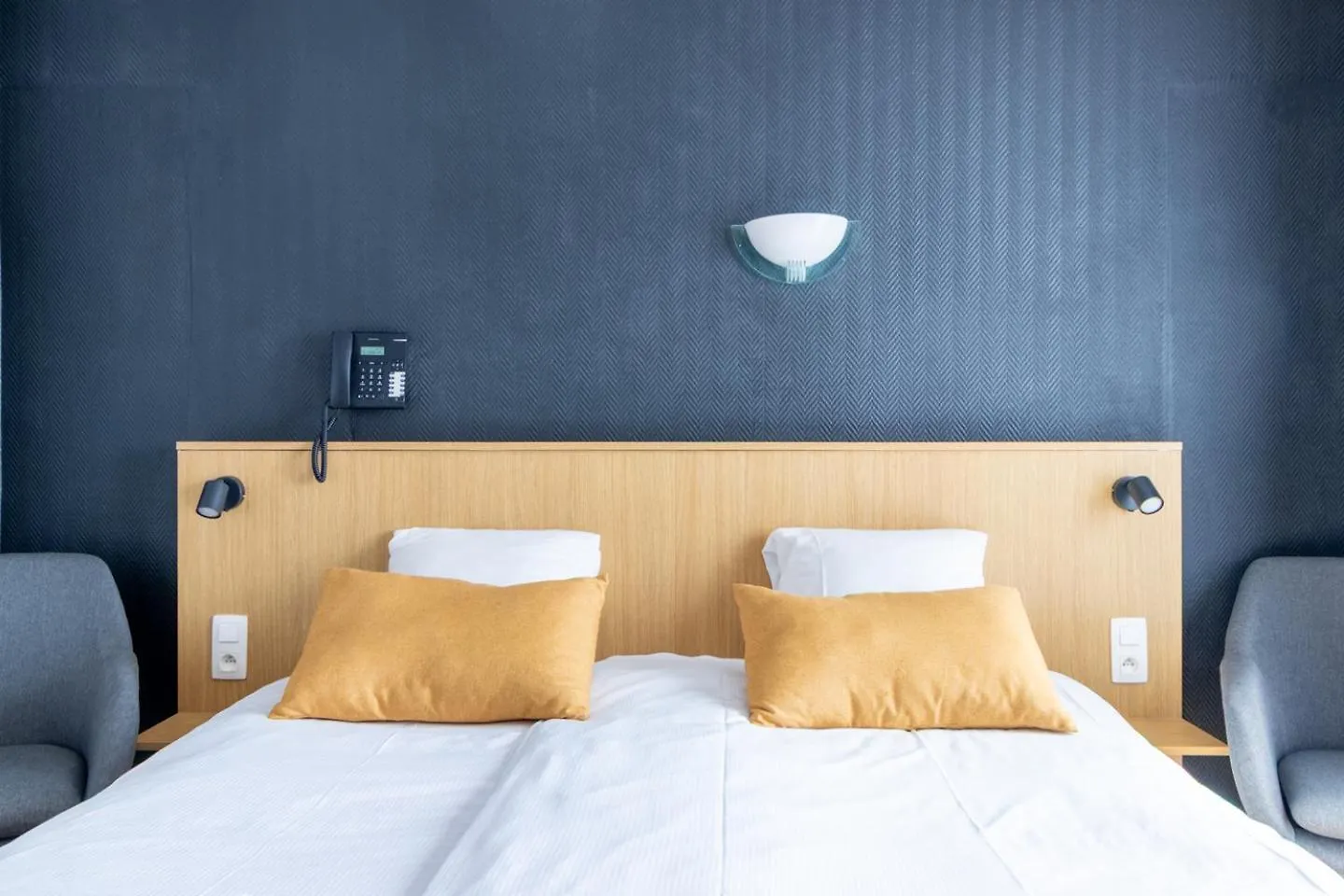 Hotel Montovani Bruges 2*,